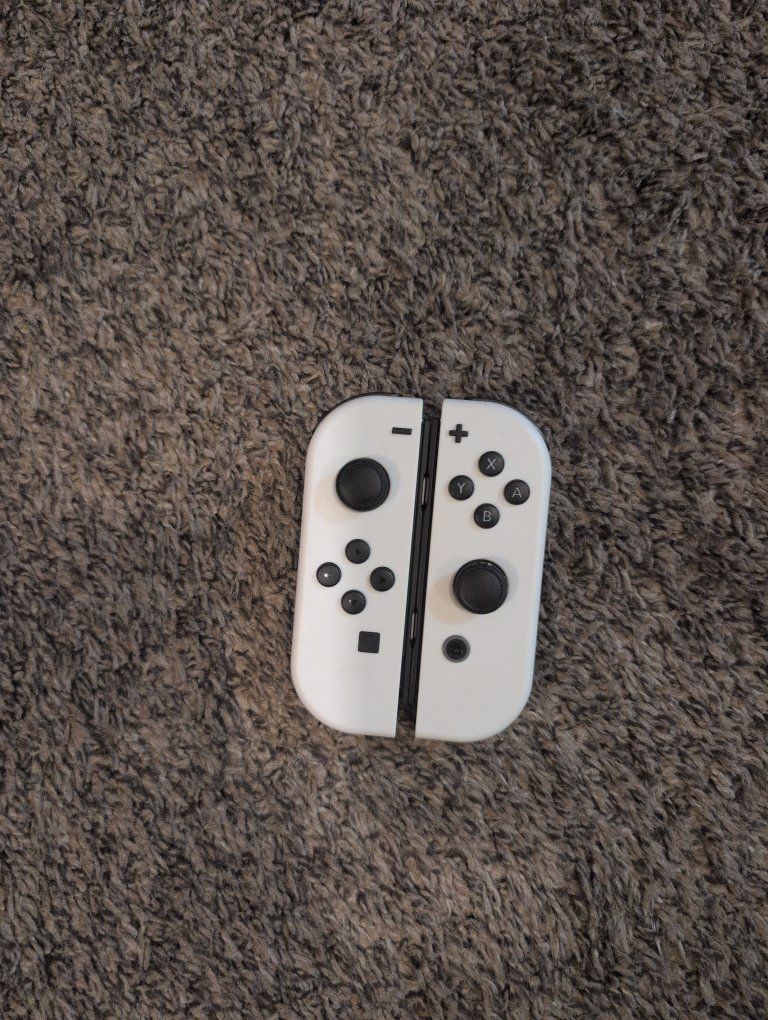Nintendo Switch Joy-Cons White Left & Right Controller Set OEM Used Good Condition
