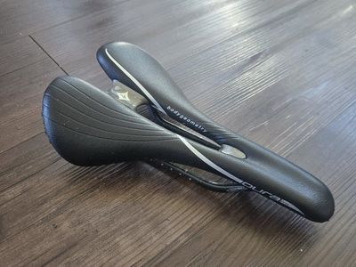 Specialized Oura PRO Carbon saddle