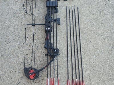 Andurus Compound Bow Archery Set - Black & Red with Arrows and Quiver and Arm Guard
