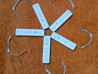 Nintendo Wii controllers $15 each! Trades considered~!