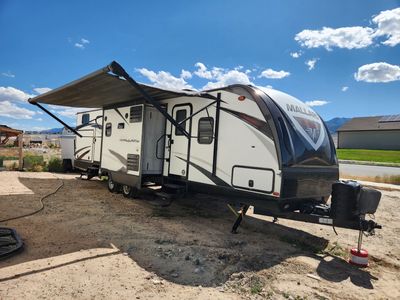 2018 Heartland Mallard IDM33 Travel Trailer – Spacious Family Bunkhouse Model For Sale