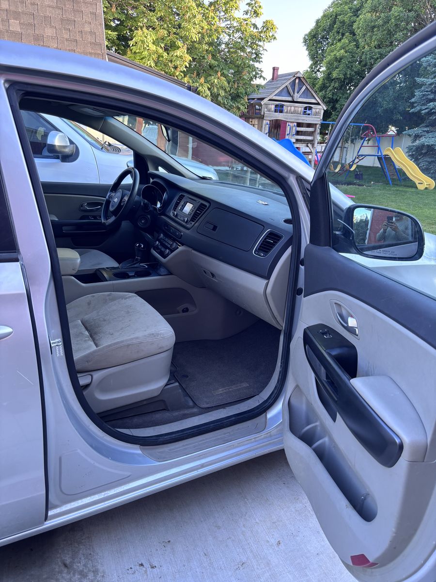 Main image 5