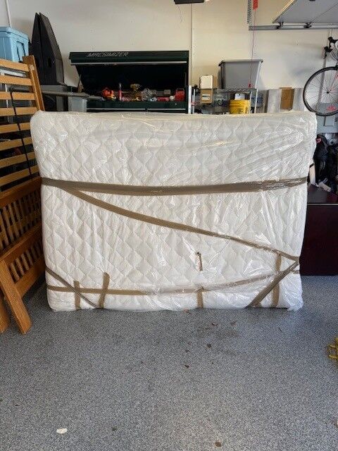 Queen mattress and box spring