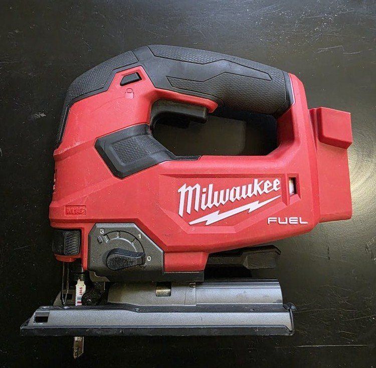 Milwaukee m18 Fuel jigsaw
