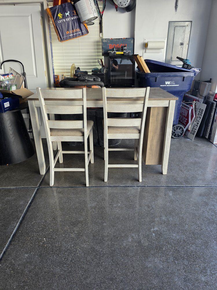 bar with barstools