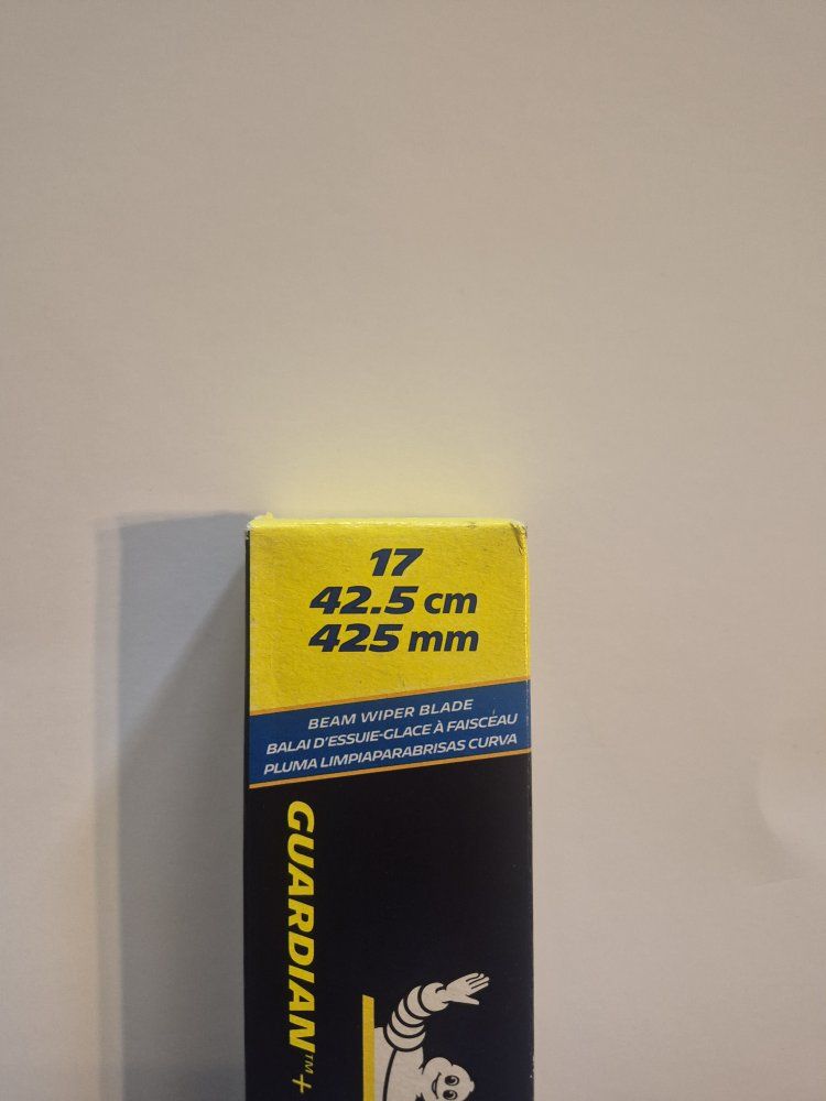 Michelin Guardian+ 17 Inch Wiper Blade — Toyota Corolla Nissan Altima Sentra Ford Focus — $13