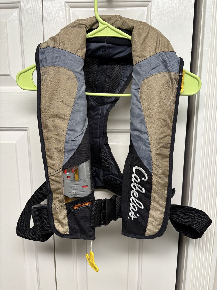 Inflatable vest