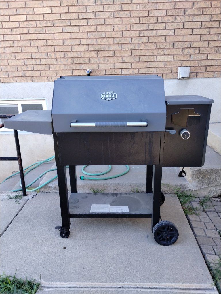Expert Grill Wood Pellet Grill BBQ Smoker with Cover - Digital Control