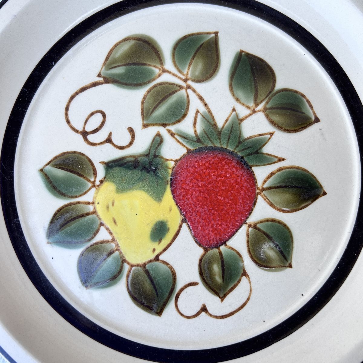 Vintage Strawberries Stoneware Dinnerware Set - Bright Rich Reds & Yellow Made in Japan 13 pieces in excellent used condition
