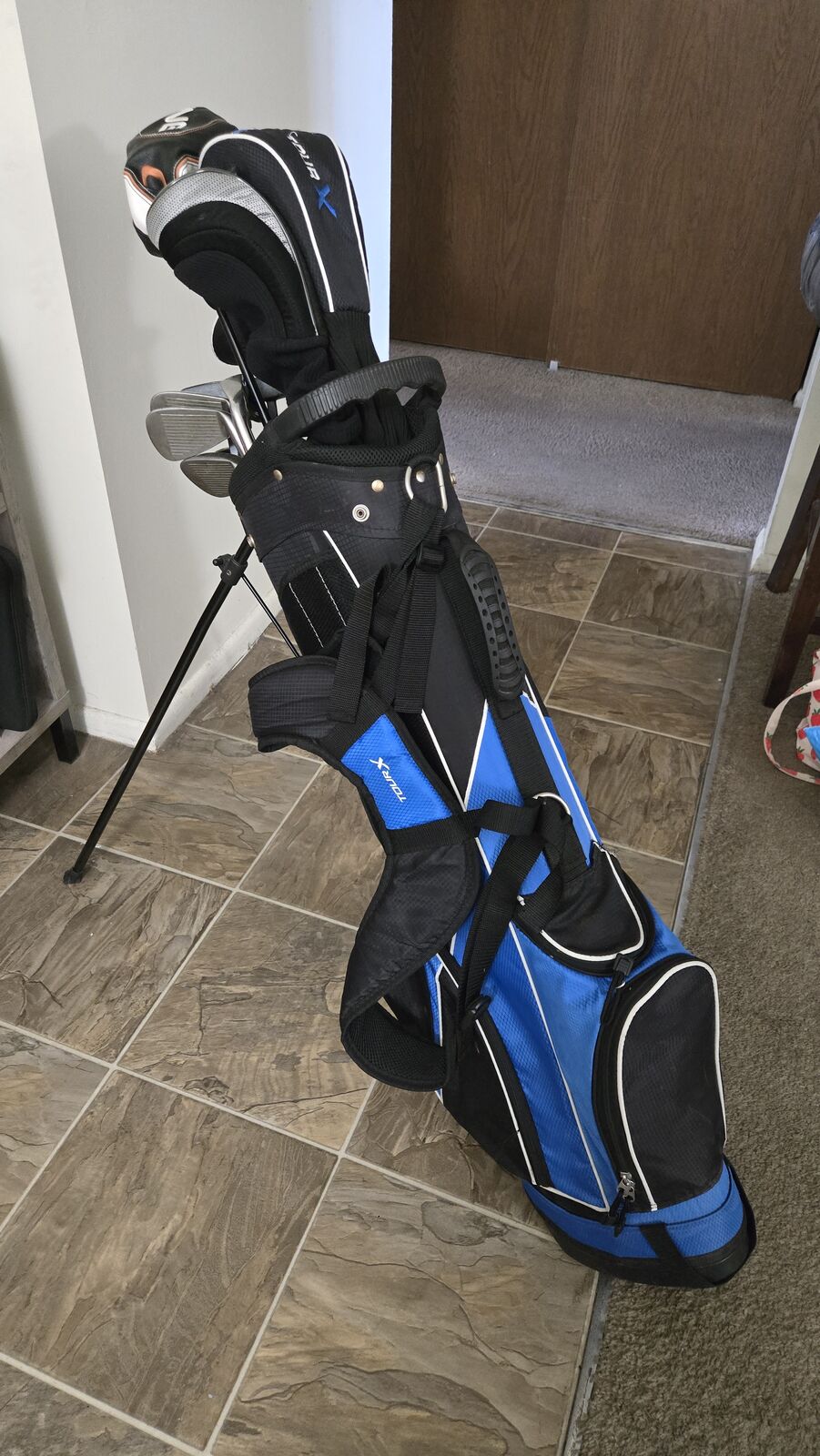 LEFTHANDED Youth TourX and Maxfli Club Set