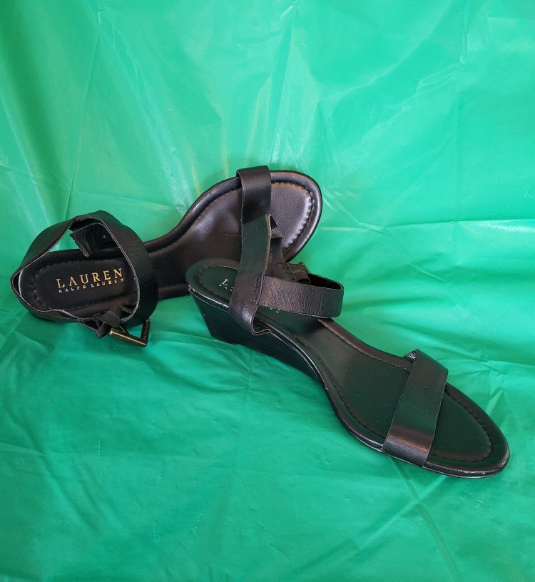 **WOMEN'S RALPH LAUREN SANDALS**