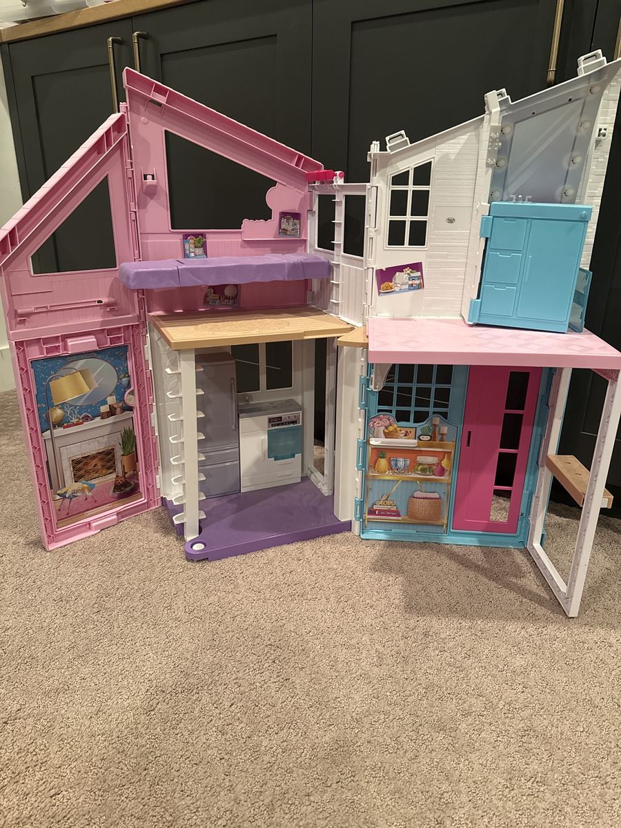 Barbie Malibu dreamhouse