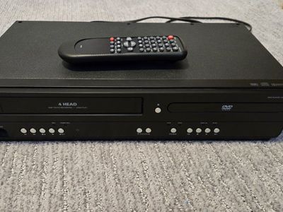 Sanyo VHS and DVD player