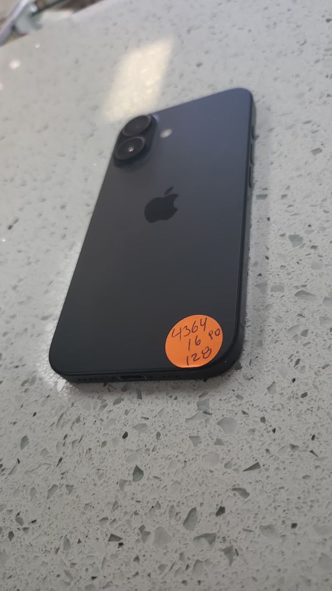 Iphone 16  - 128GB - Unlocked