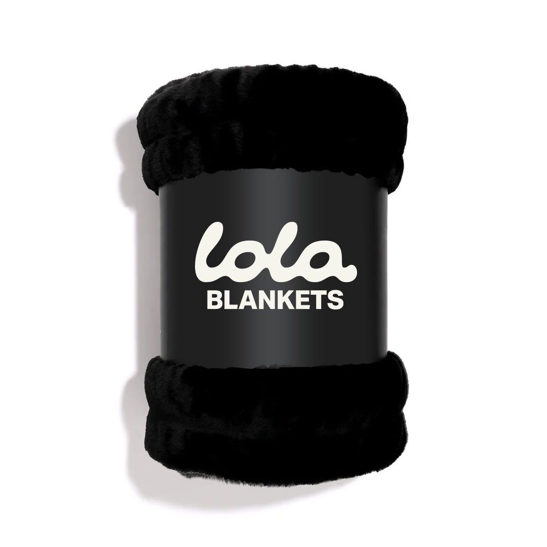 XL Lola Blankets Black Faux Fur Throw Blanket