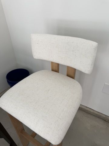 Main image 6