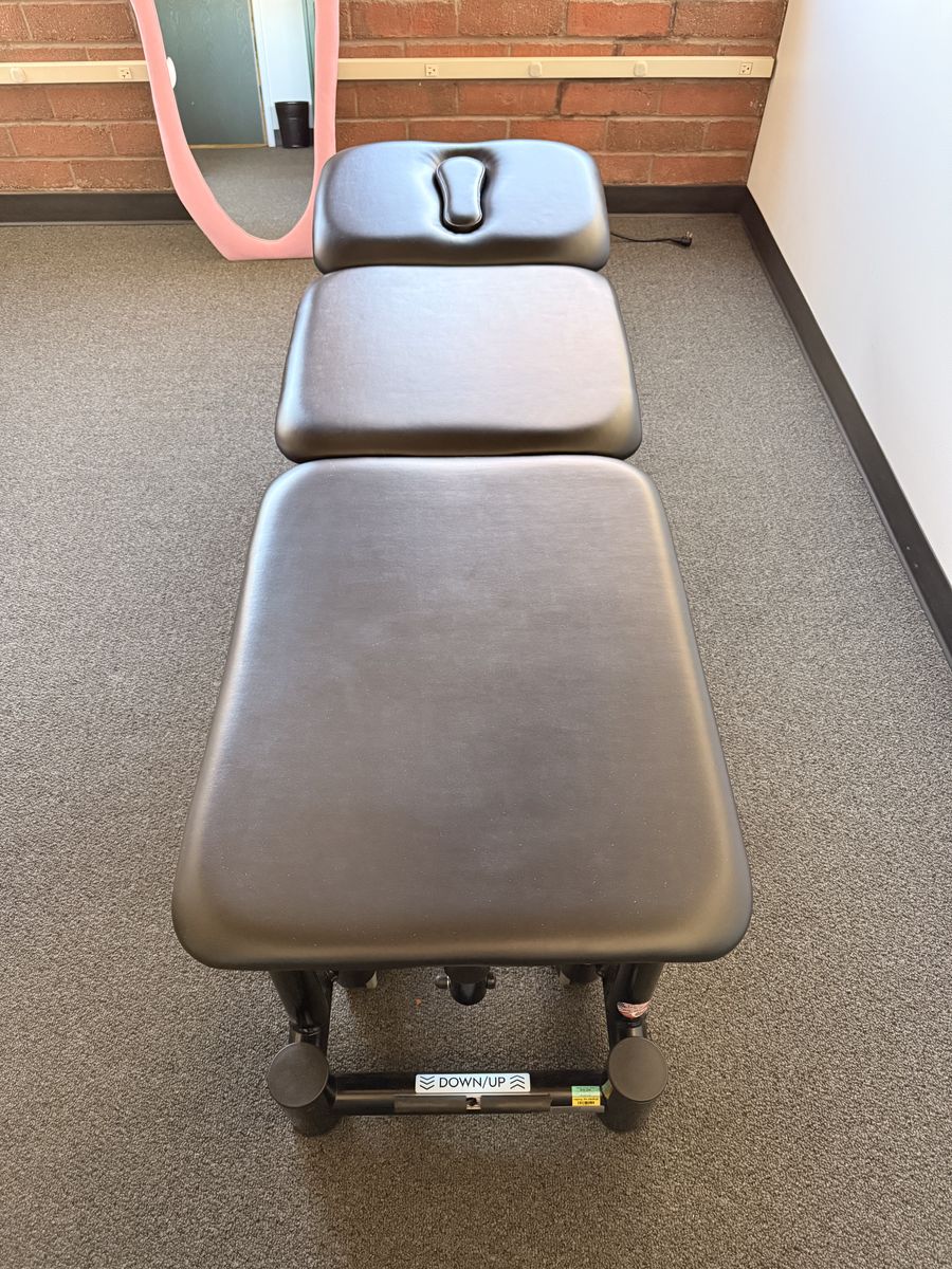 Cardon Hi/Lo Treatment Table Black