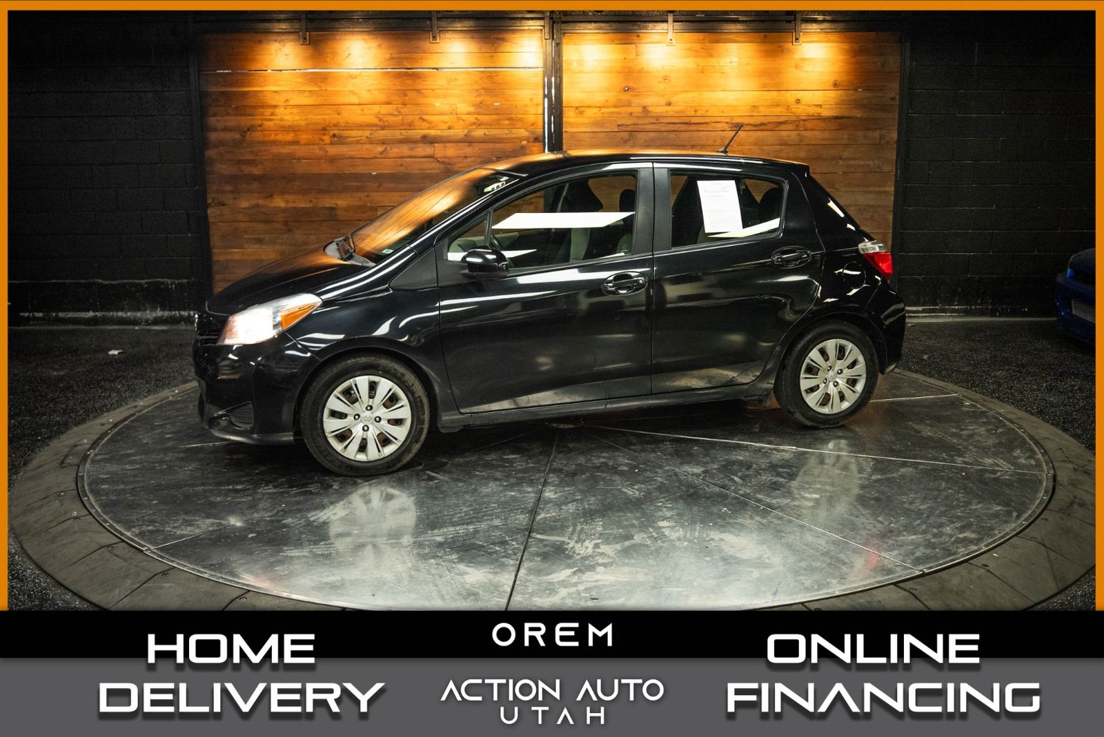 2013 Toyota Yaris 5-Door LE