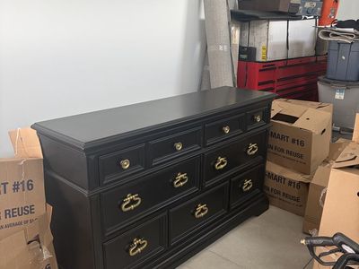 Large dresser with 2 nightstands