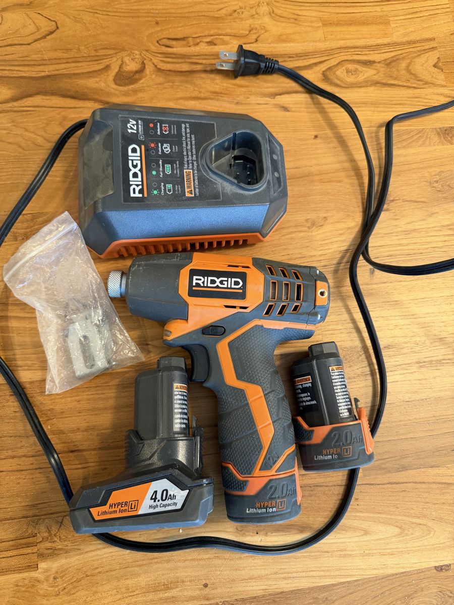 Ridgid 12v Compact Impact driver w 3 batteries 