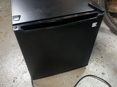 Kenmore 1.7 cu. ft. Compact Mini Fridge - Black - Like New
