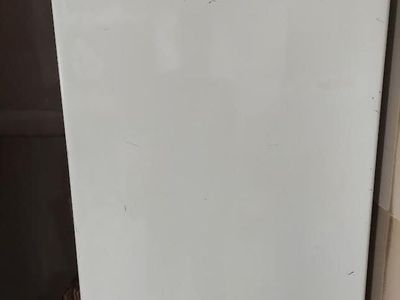 Mini Fridge/Freezer 19" W/ 33" H X 20" Deep