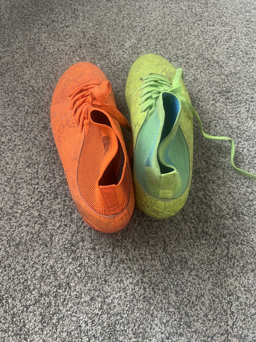Colorful cleats - Orange & Green (Pair)