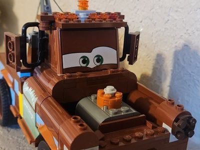 LEGO Disney Pixar Cars Mater Tow Truck Building Set