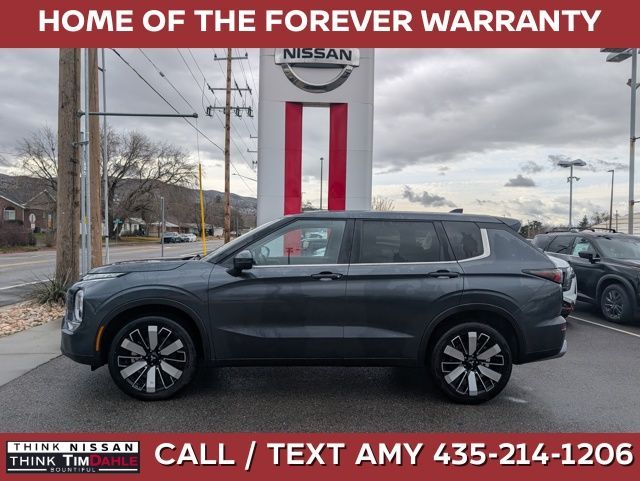 2025 Mitsubishi Outlander SE