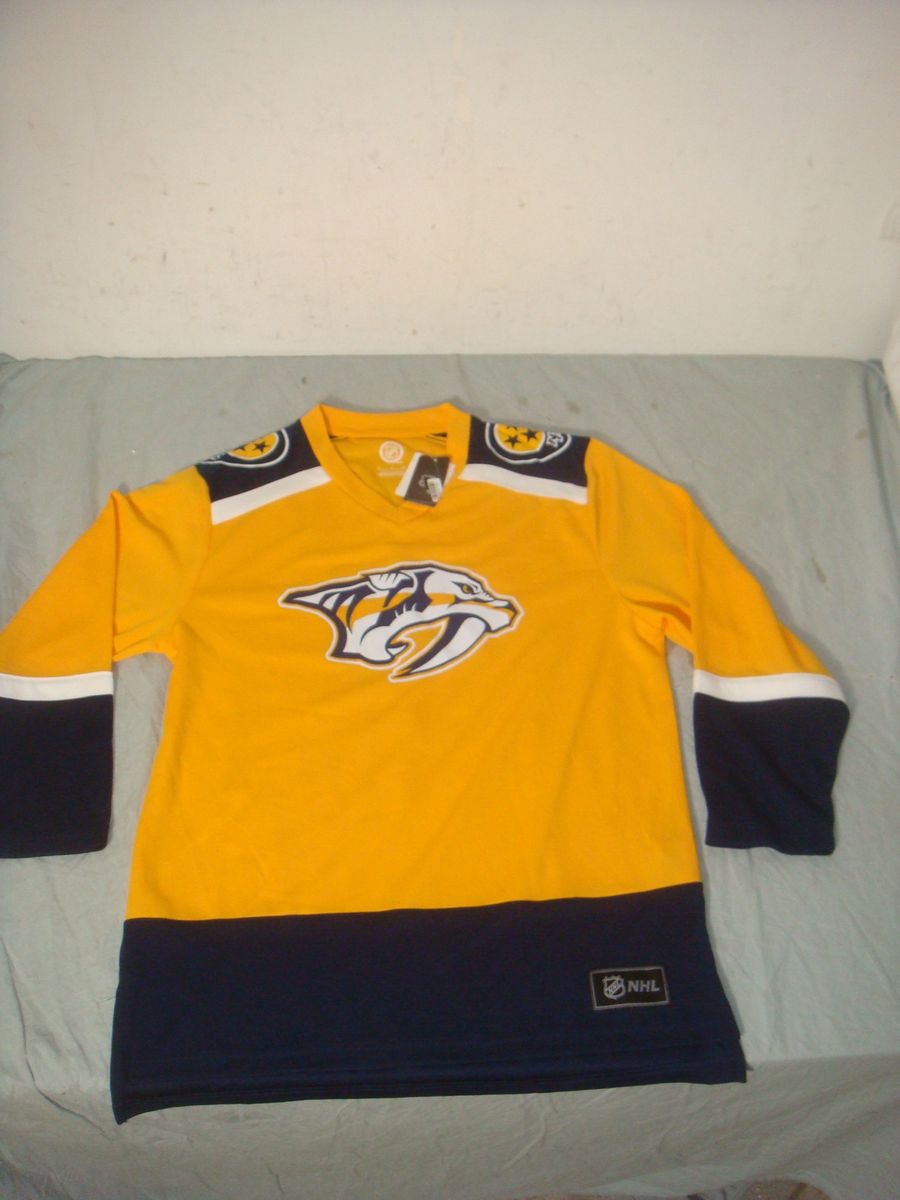 NASHVILLE PREDATORS NHL CERTIFIED HOCKEY JERSEY FORSBERG SIZE S
