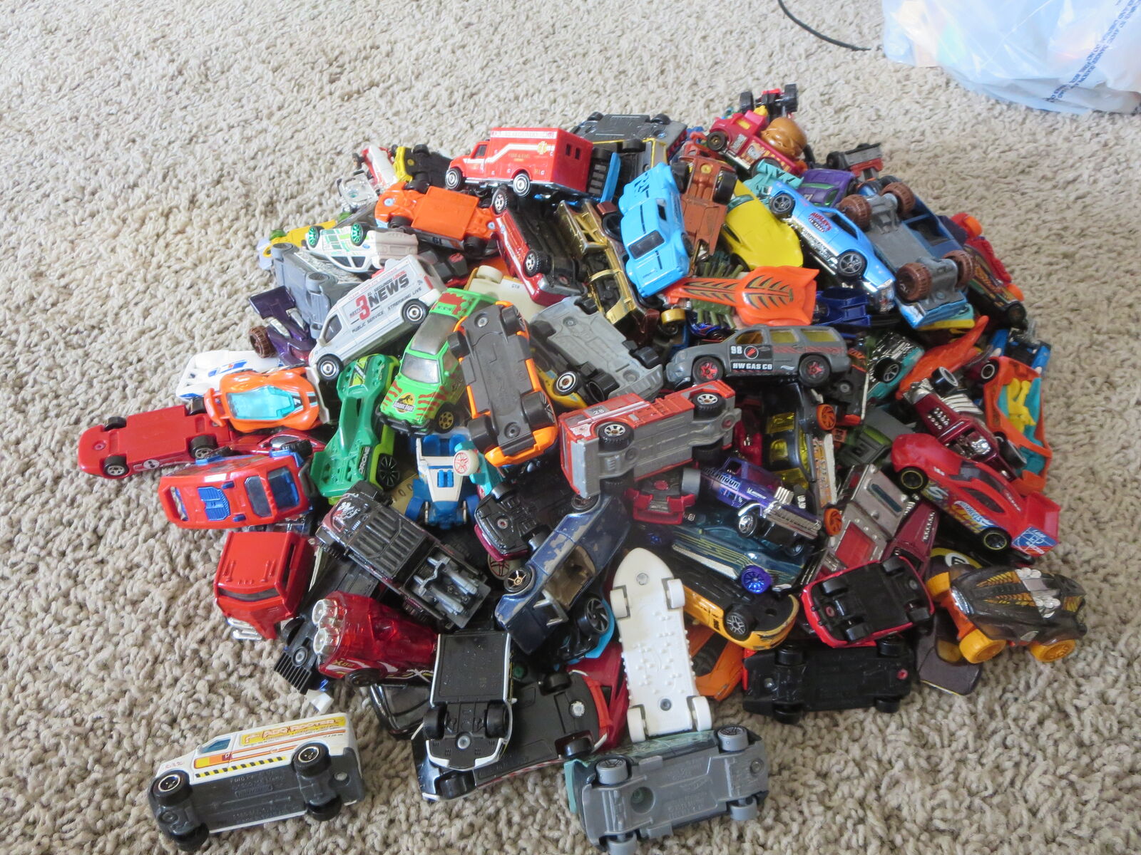 Hot wheels hot wheels hot wheels over 400