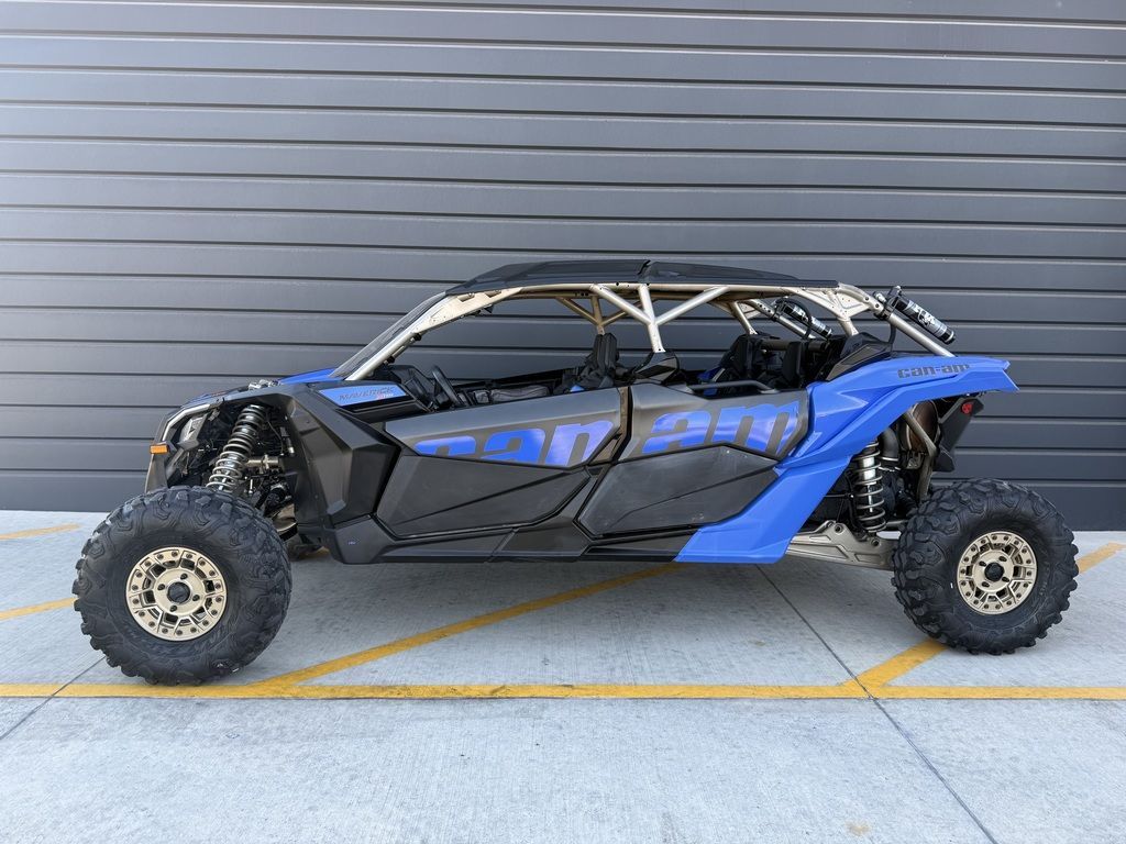 2024 Can-Am® Maverick X3 MAX X rs Turbo RR with Smart-Shox Dazzling Blue & Carbon Black