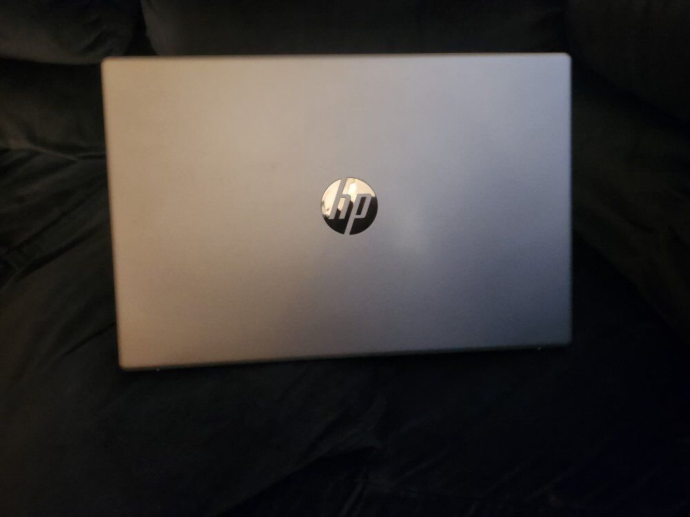 HP 15.6"  Silver