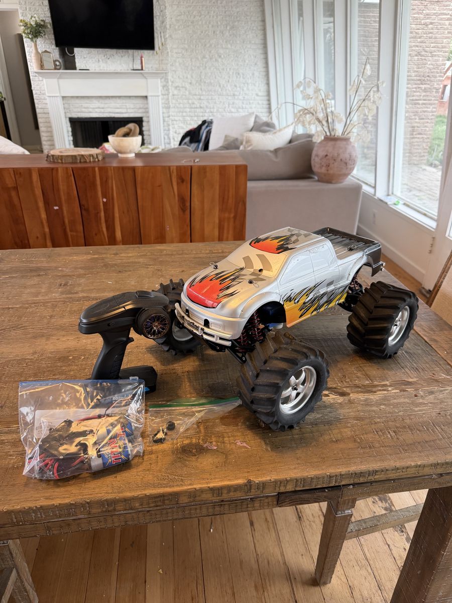 Traxxas Emaxx