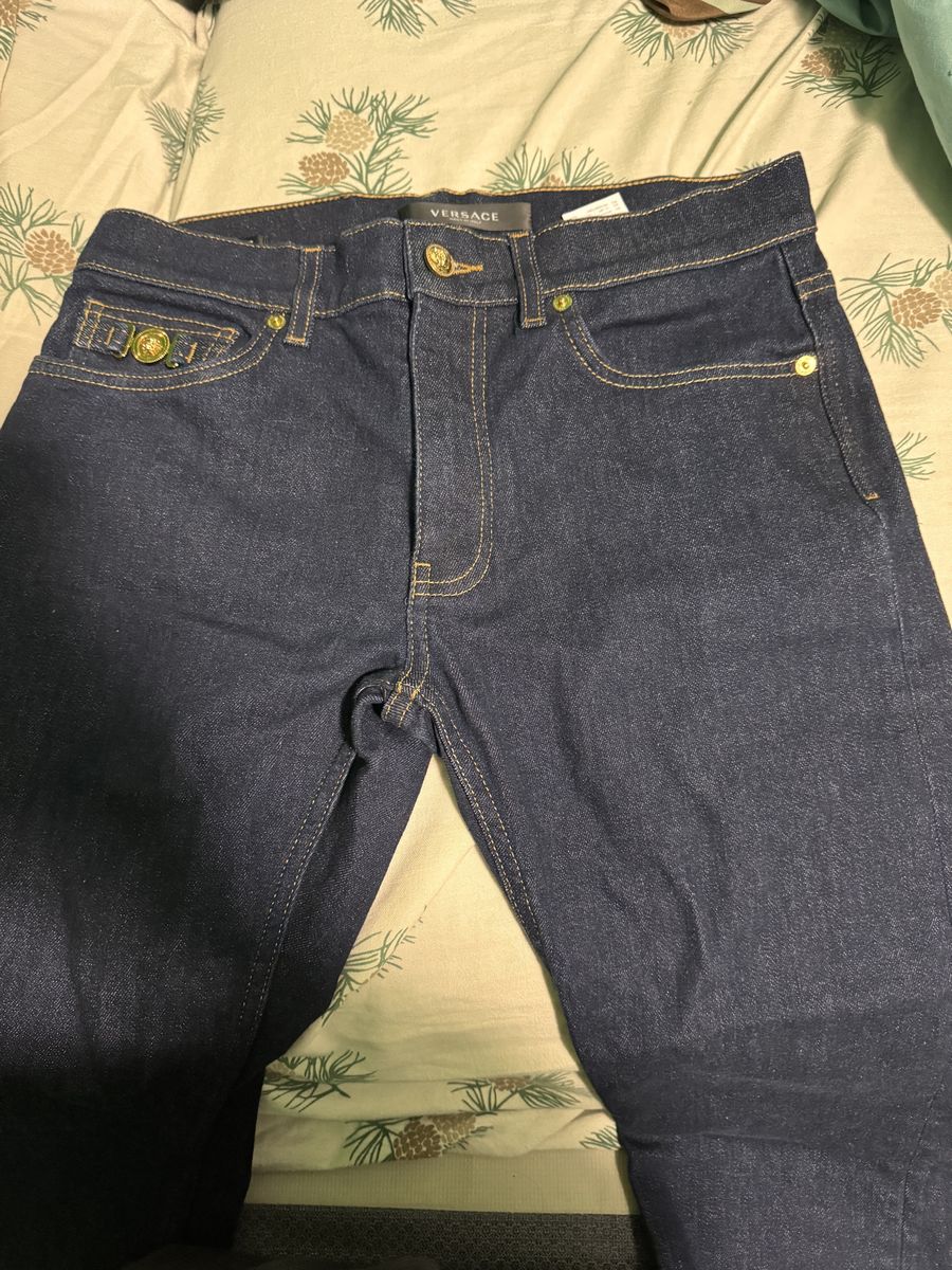 Versace jeans size 32