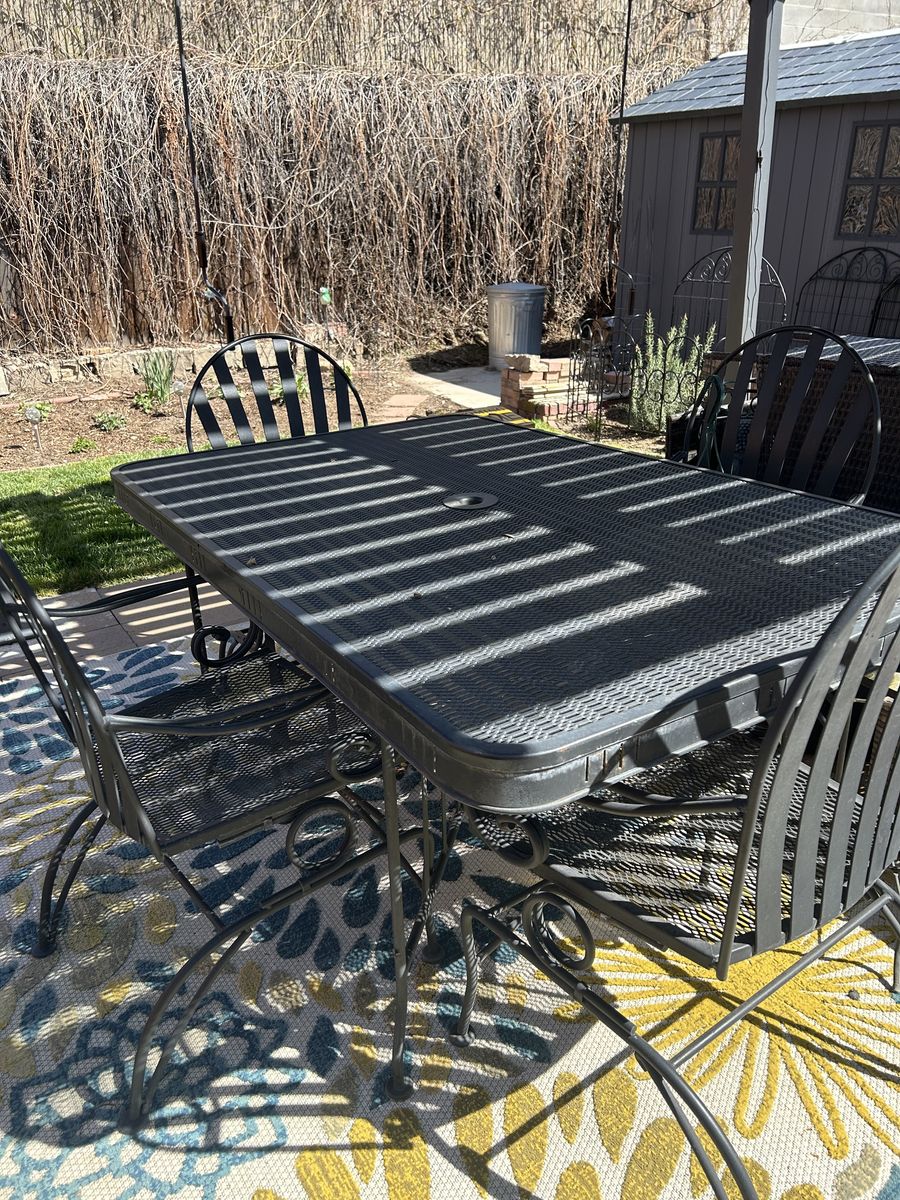 Outdoor Dining Set - $65 OBO