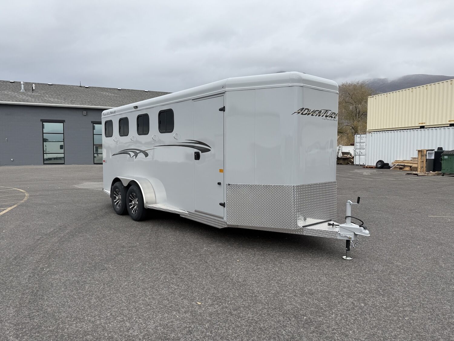 2026 Trails West Adventure MX II 4-Horse BP