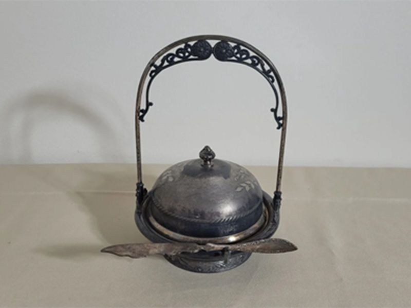 Main image 7
