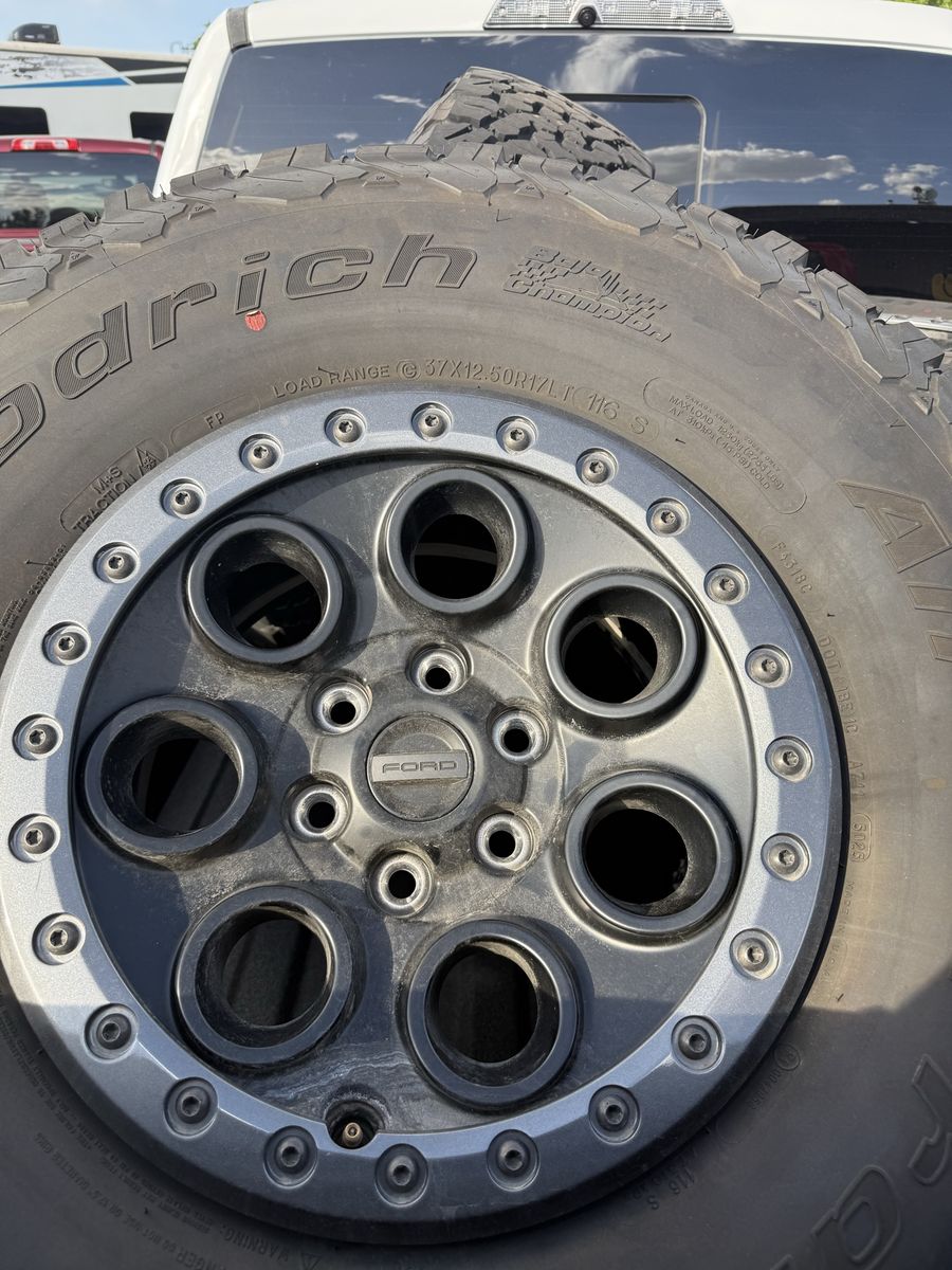 F150 bead lock raptor wheels 37s