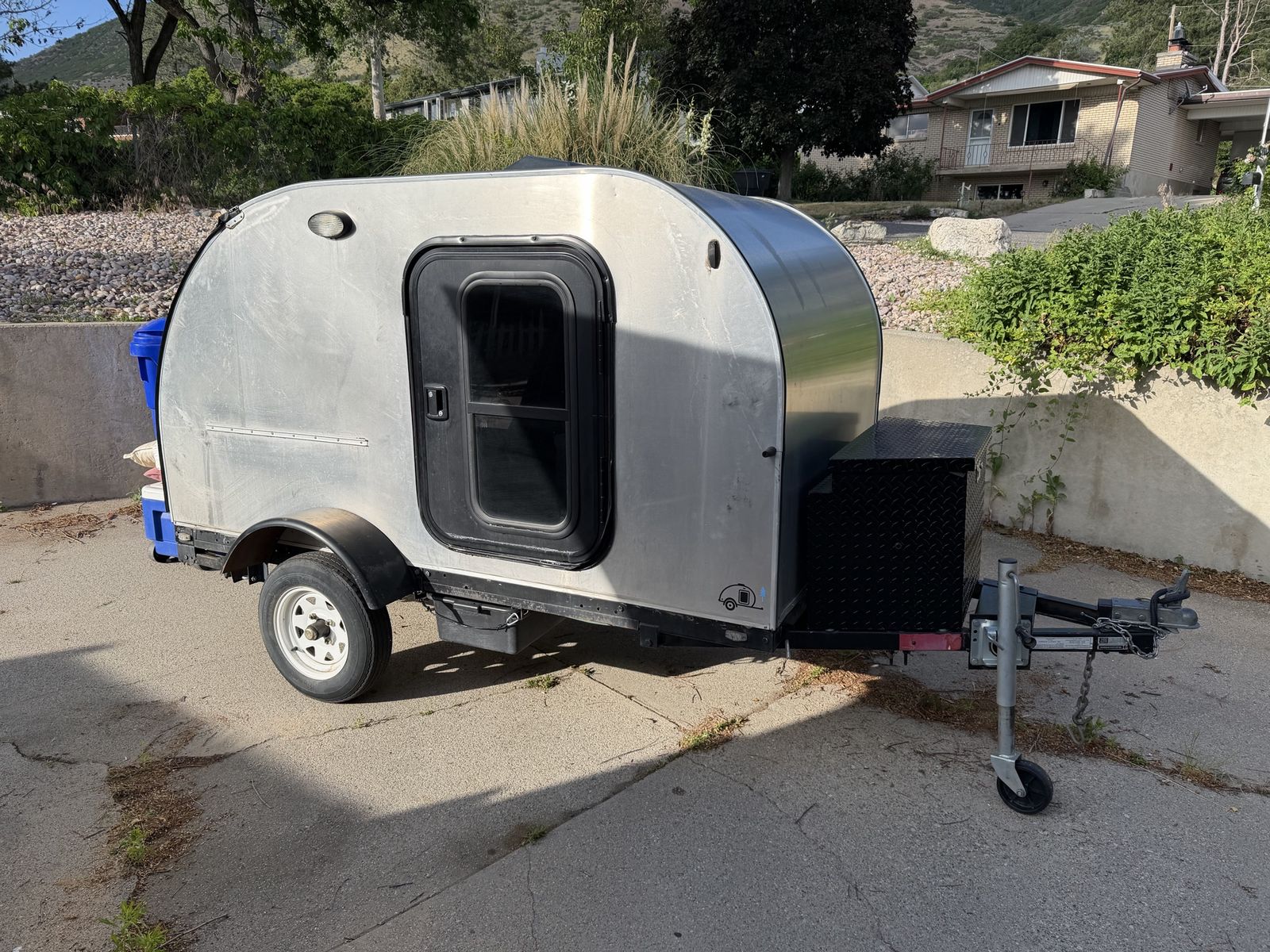 Teardrop trailer read for adventure!