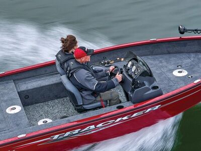 2026 Tracker Super Guide V16 w 50 HP Mercury Outboard !!!