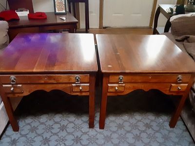 Vintage Set of Two Wooden End Tables with Drawers