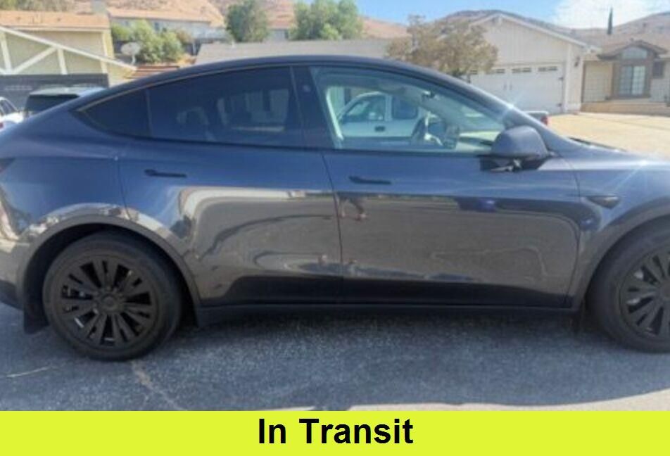 2024 Tesla Model Y Long Range