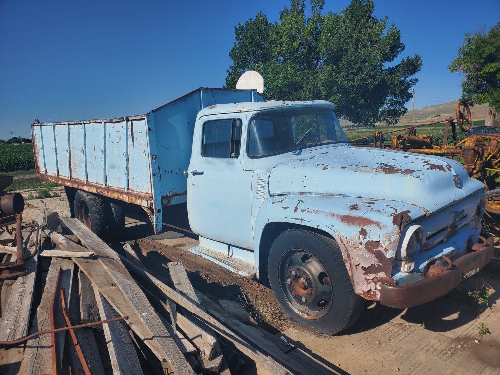 1956 Ford truck