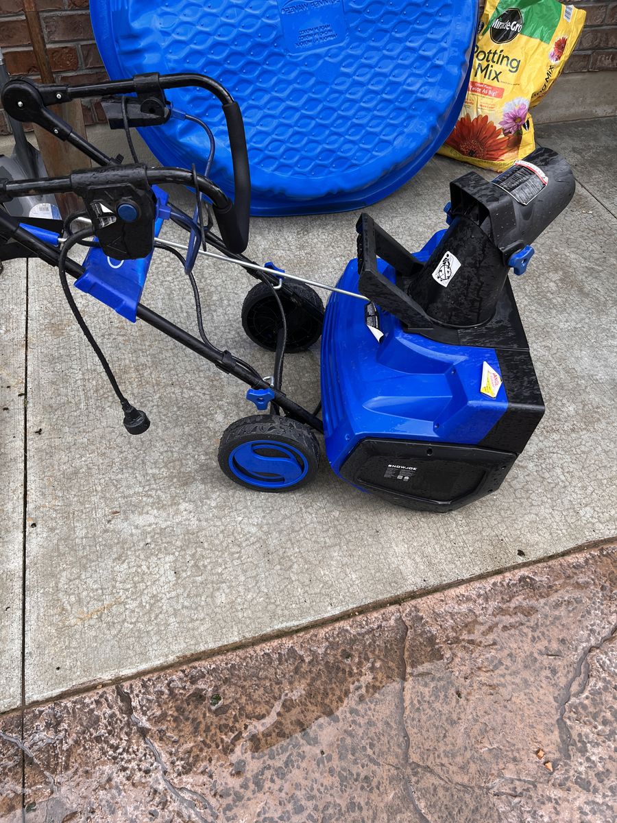 Electric Snow Thrower - Snowjoe