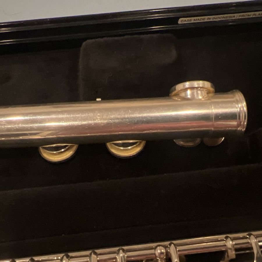 Main image 4
