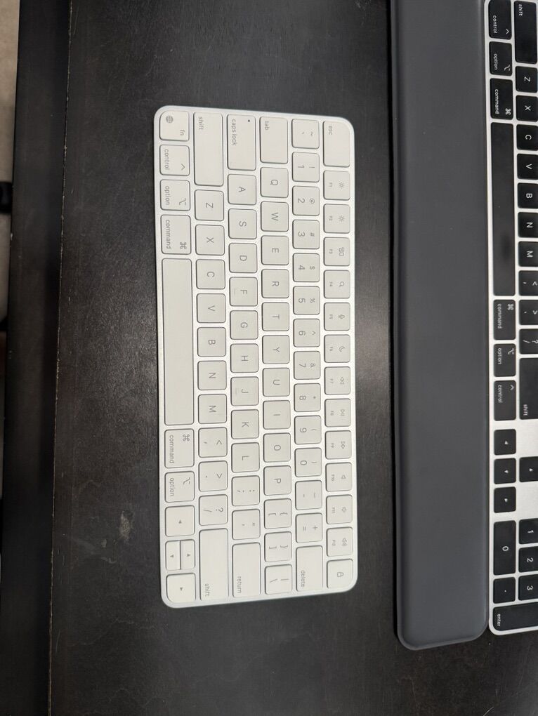 Apple magic keyboard