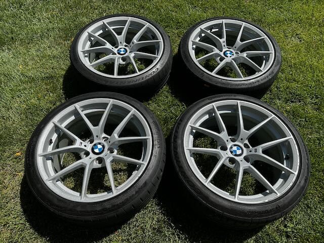 BMW M2CS 19 763M Wheels & ECS02 Tires