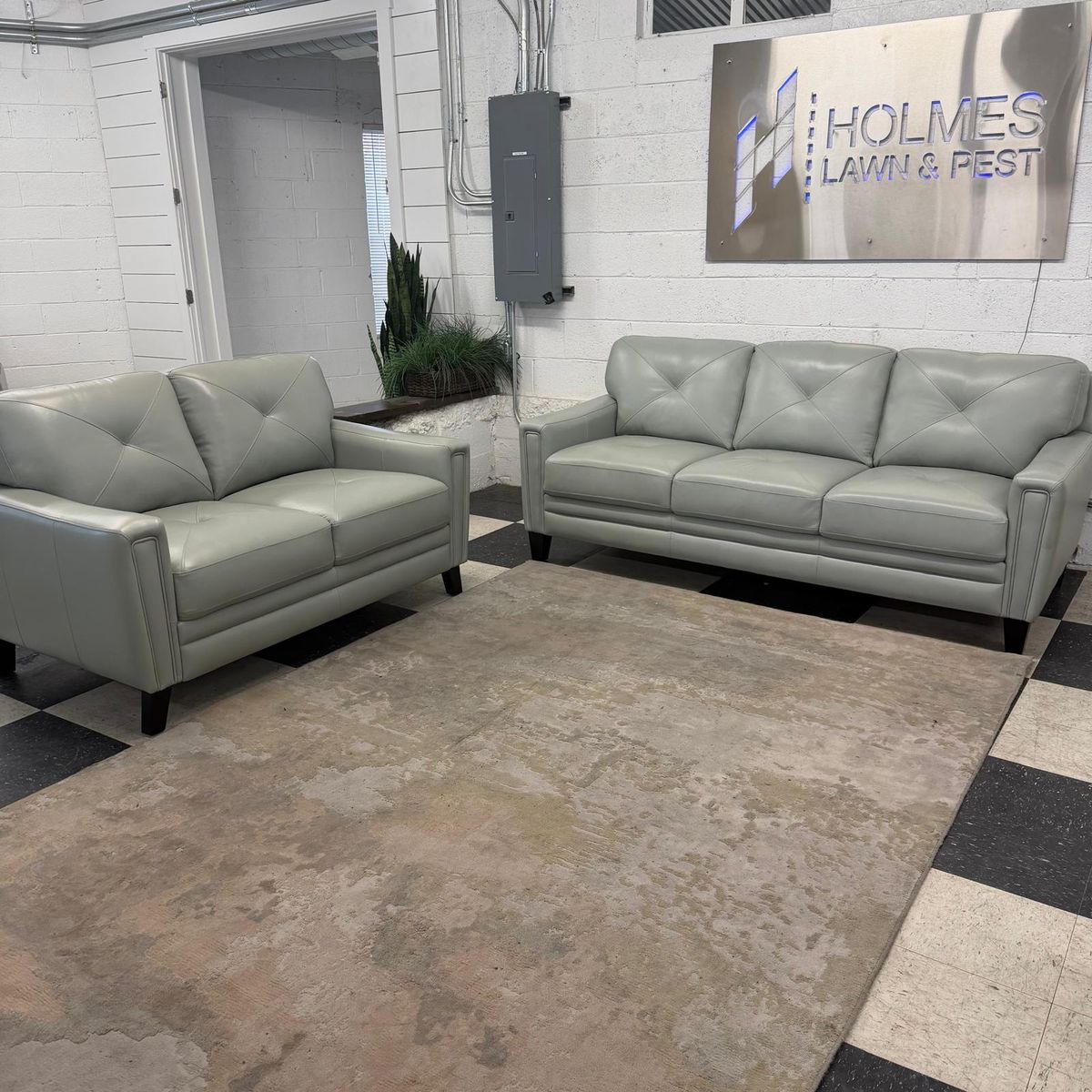 COSTCO ATMORE TOP GRAIN LEATHER SOFA & LOVESEAT SET!!