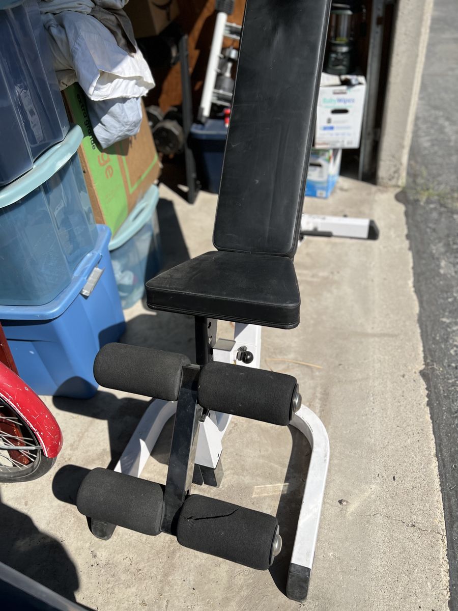 Body-Solid Adjustable Bench